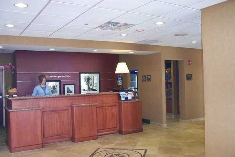 Hampton Inn & Suites Greenfield Interior photo